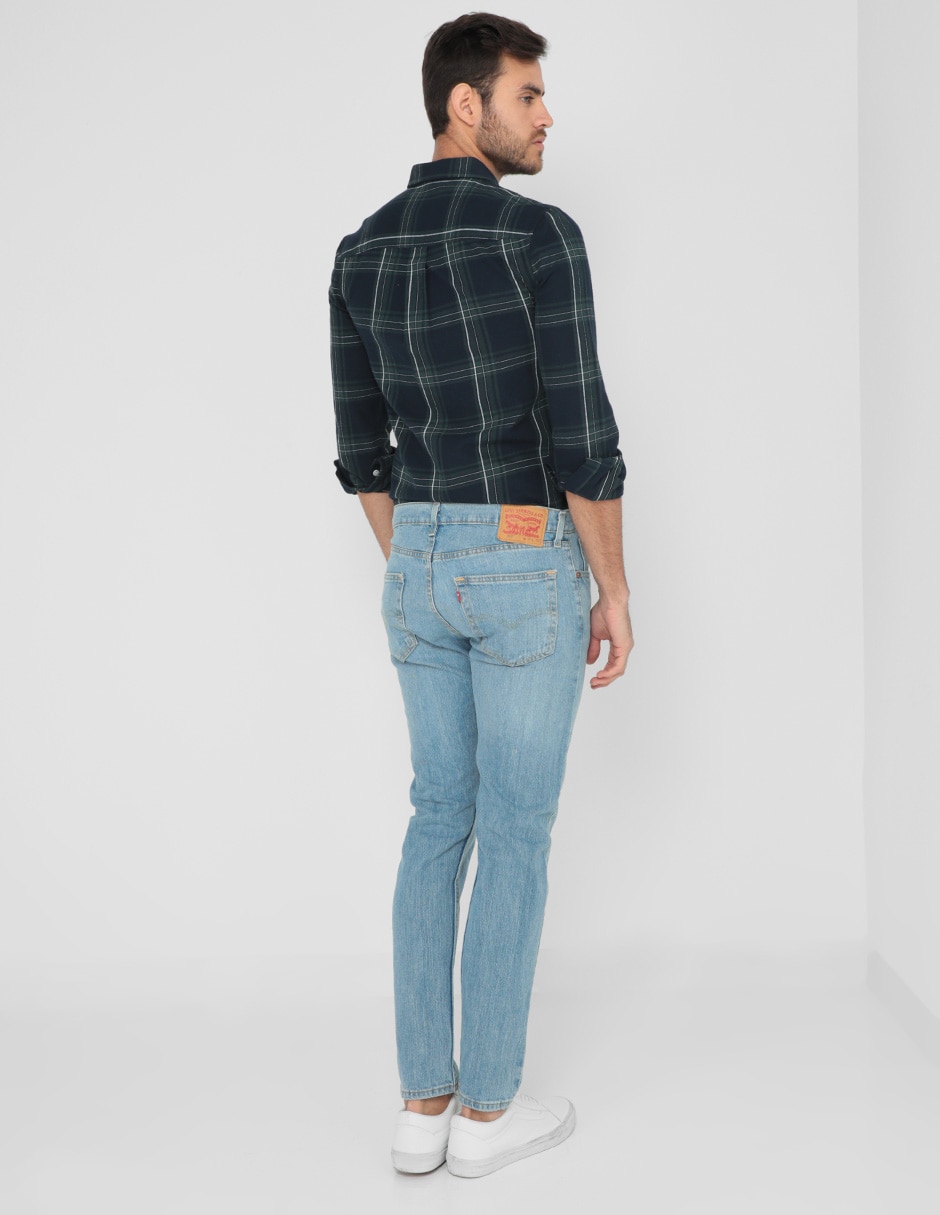 Jeans slim lavado sand blast para hombre