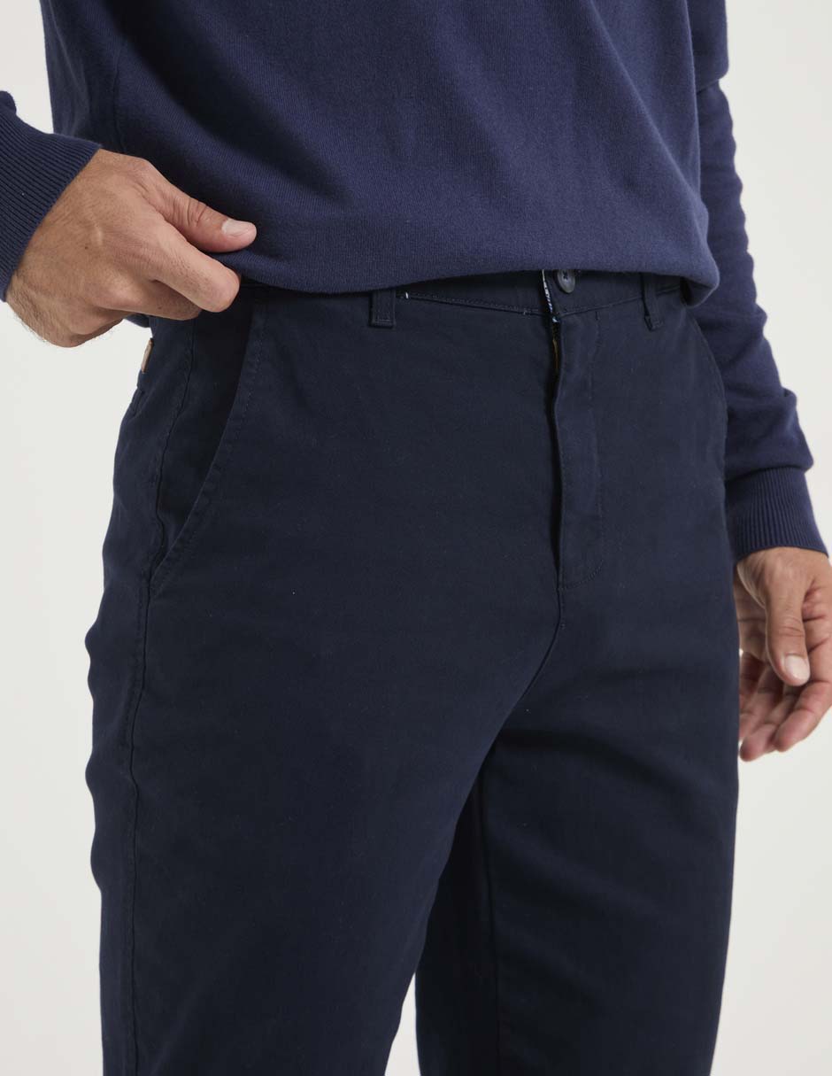 Pantalón slim de gabardina para hombre
