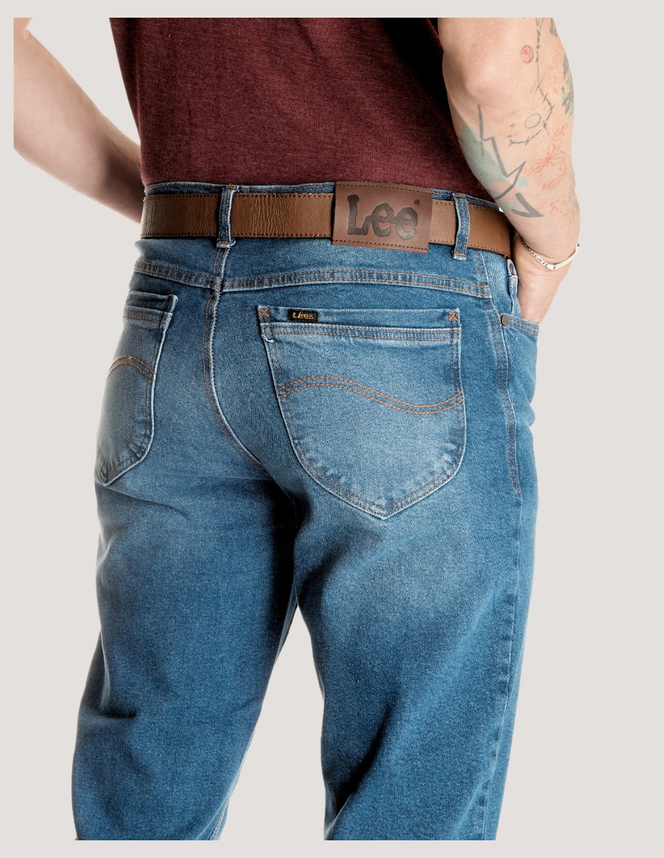 Jeans straight deslavado para hombre 7