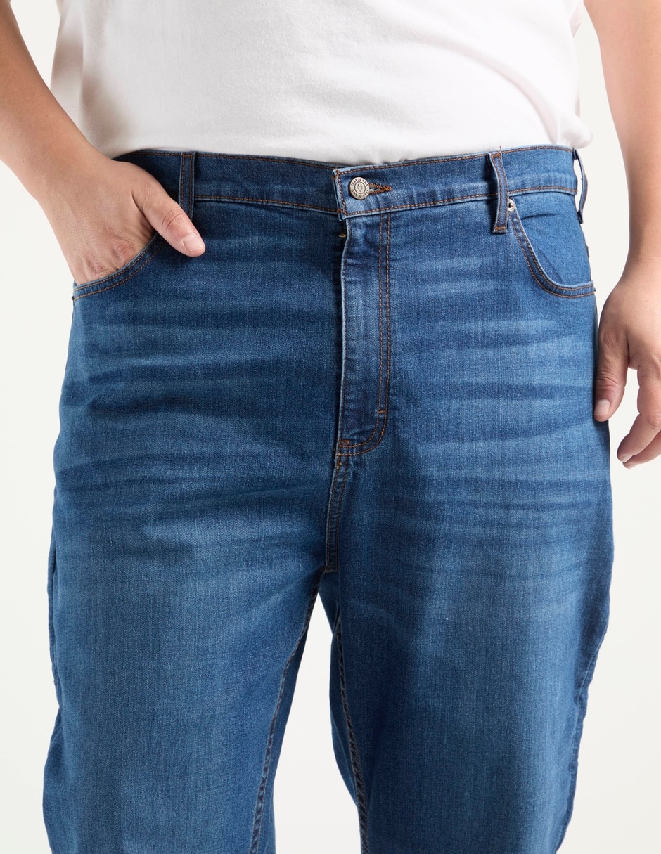 Jeans straight lavado medio para hombre 4