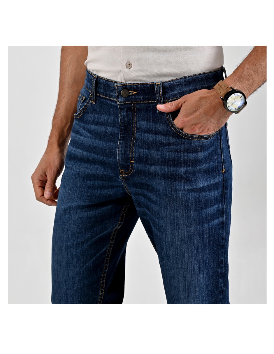Jeans straight lavado stone wash para hombre
