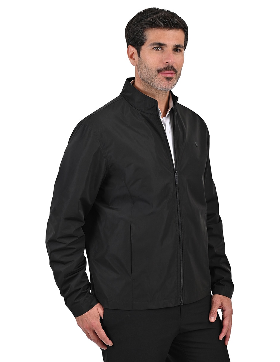 Chamarra casual Perry Ellis impermeable con bolsillos para hombre