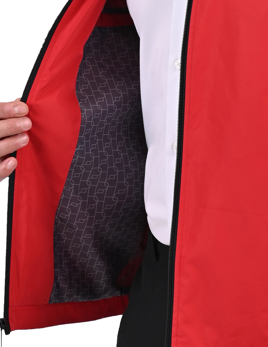 Chamarra rompevientos Perry Ellis con bolsillos para hombre