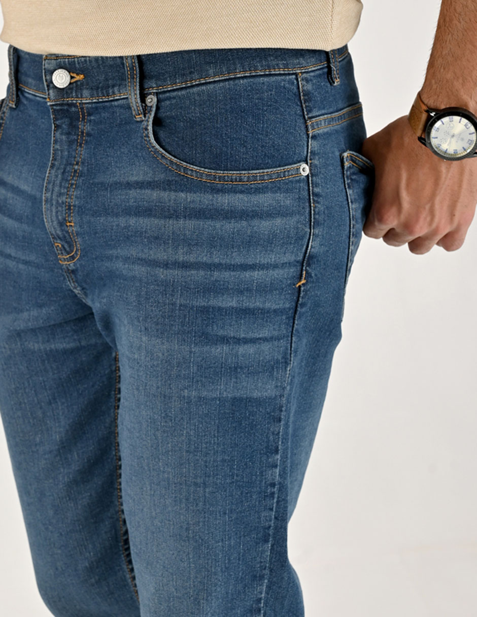 Jeans regular lavado whisker para hombre 5