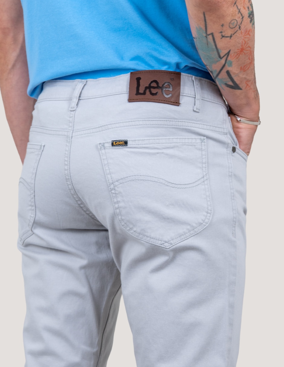 Pantalón casual recto Lee de gabardina para hombre