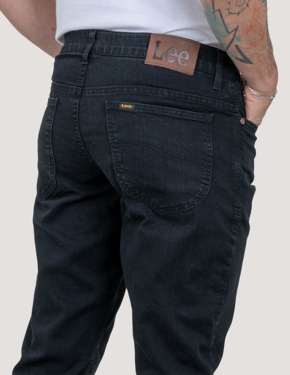 Jeans slim lavado whisker para hombre 5